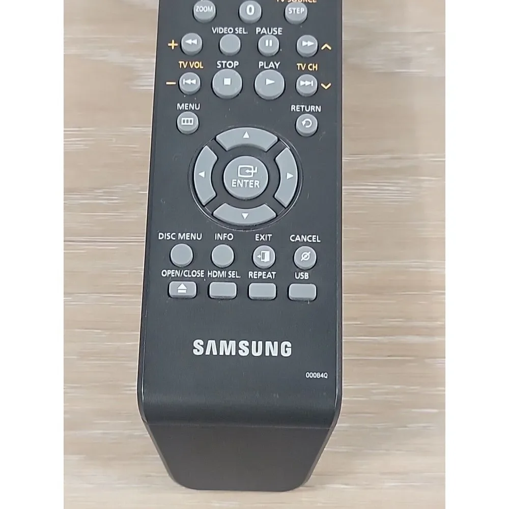 Samsung OEM Remote Control 00084Q TV DVD Tested And Working‎ B1R1